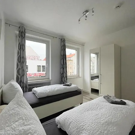 Zentrale Fur Monteure I Home2share Apartamento Osnabrück