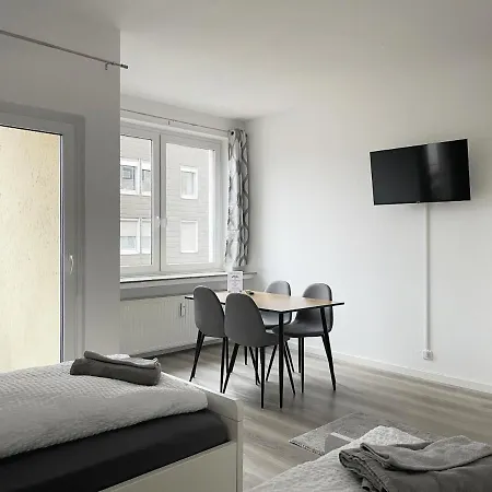 Zentrale Fur Monteure I Home2share Apartamento